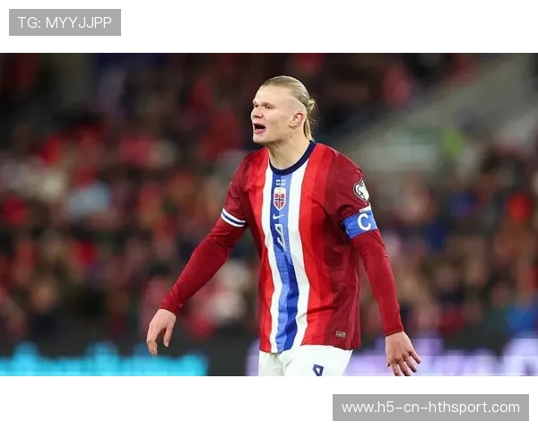 哈兰德奔袭半场后分球创造机会:速度与智慧的前场博弈 哈兰德奔袭半场后分球创造机会:速度与智慧的前场博弈